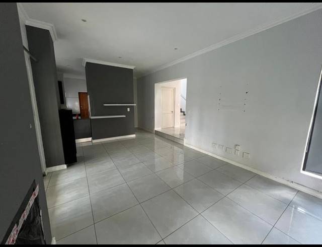 3 BEDROOM PROPERTY TO RENT IN KYALAMI